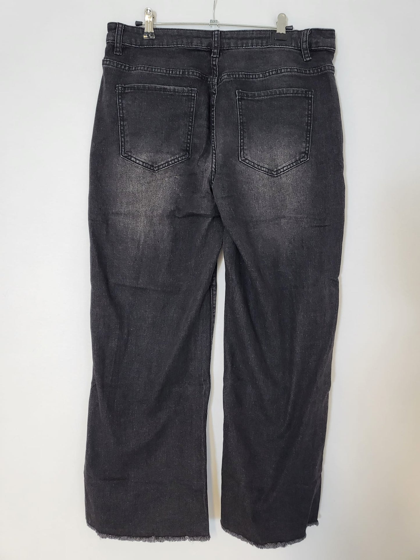Flamingo Jeans Gr L mit weitem Bein, leichte Waschung, leicht abgefranztes Bein 048