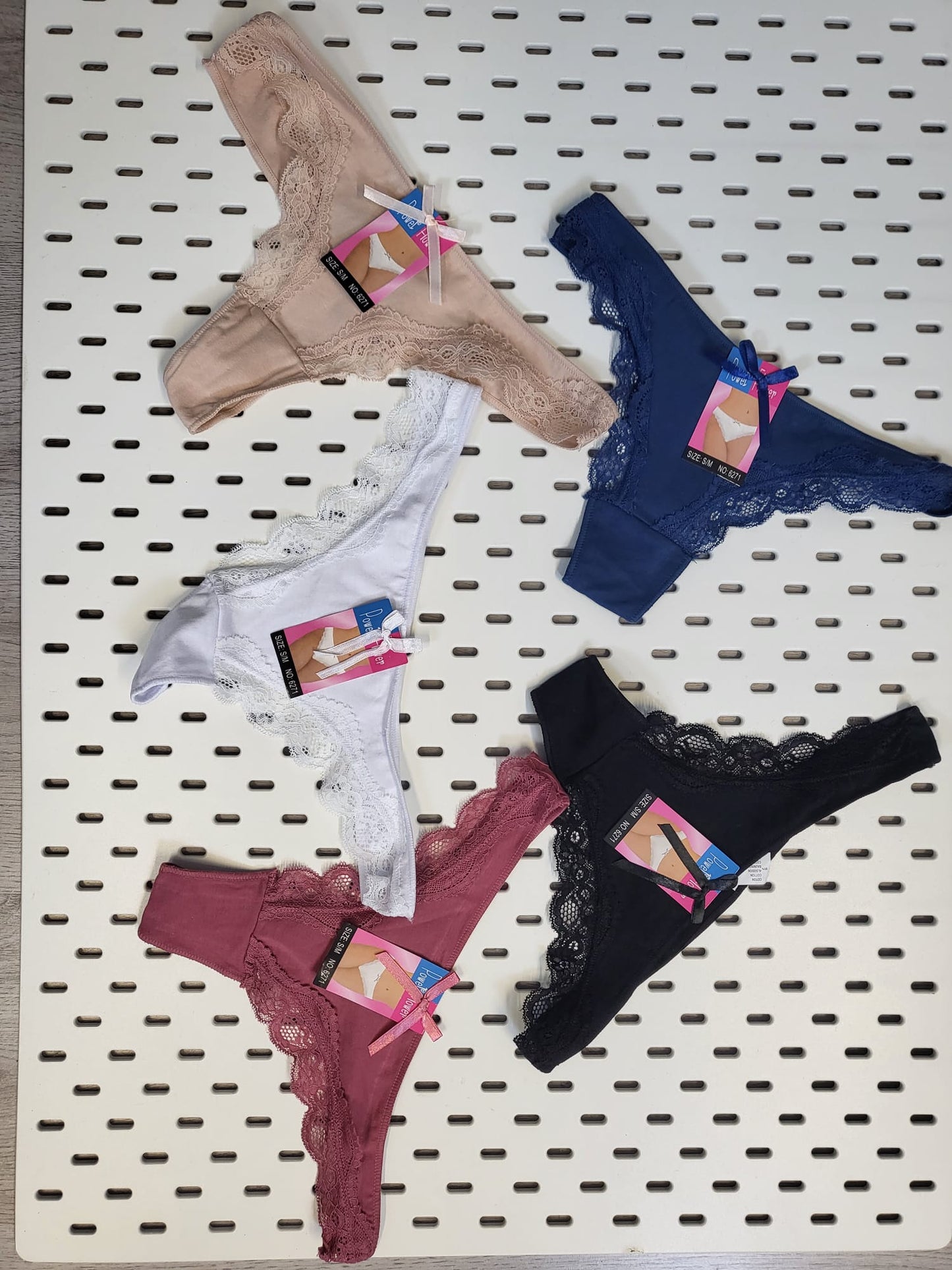 Eleganter Baumwoll-String mit Spitze S/M L/XL