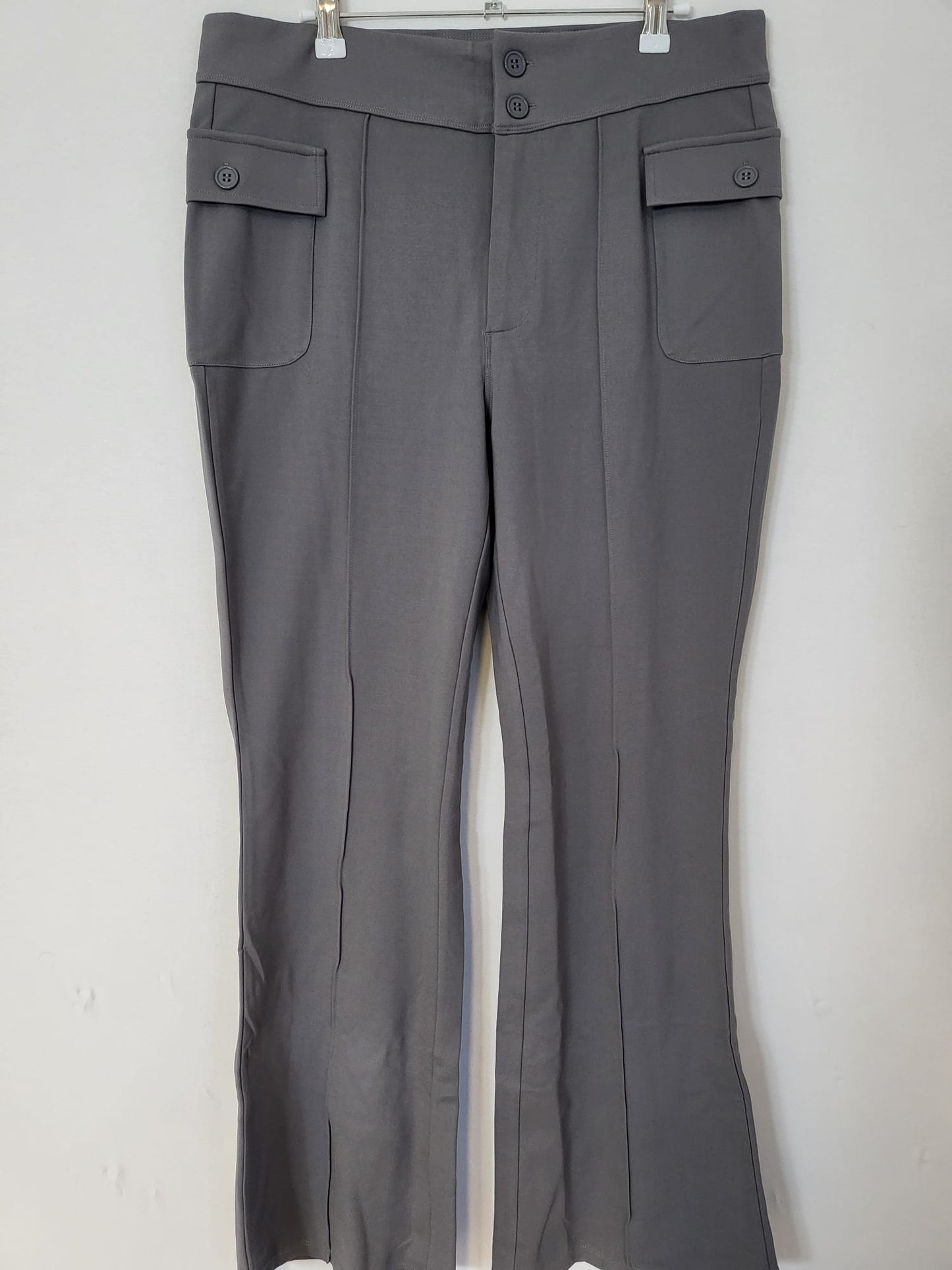 Halara Hose mit Schlag Legginsstoff, Grün 046 & Grau 052, Cargo Optik Gr XL