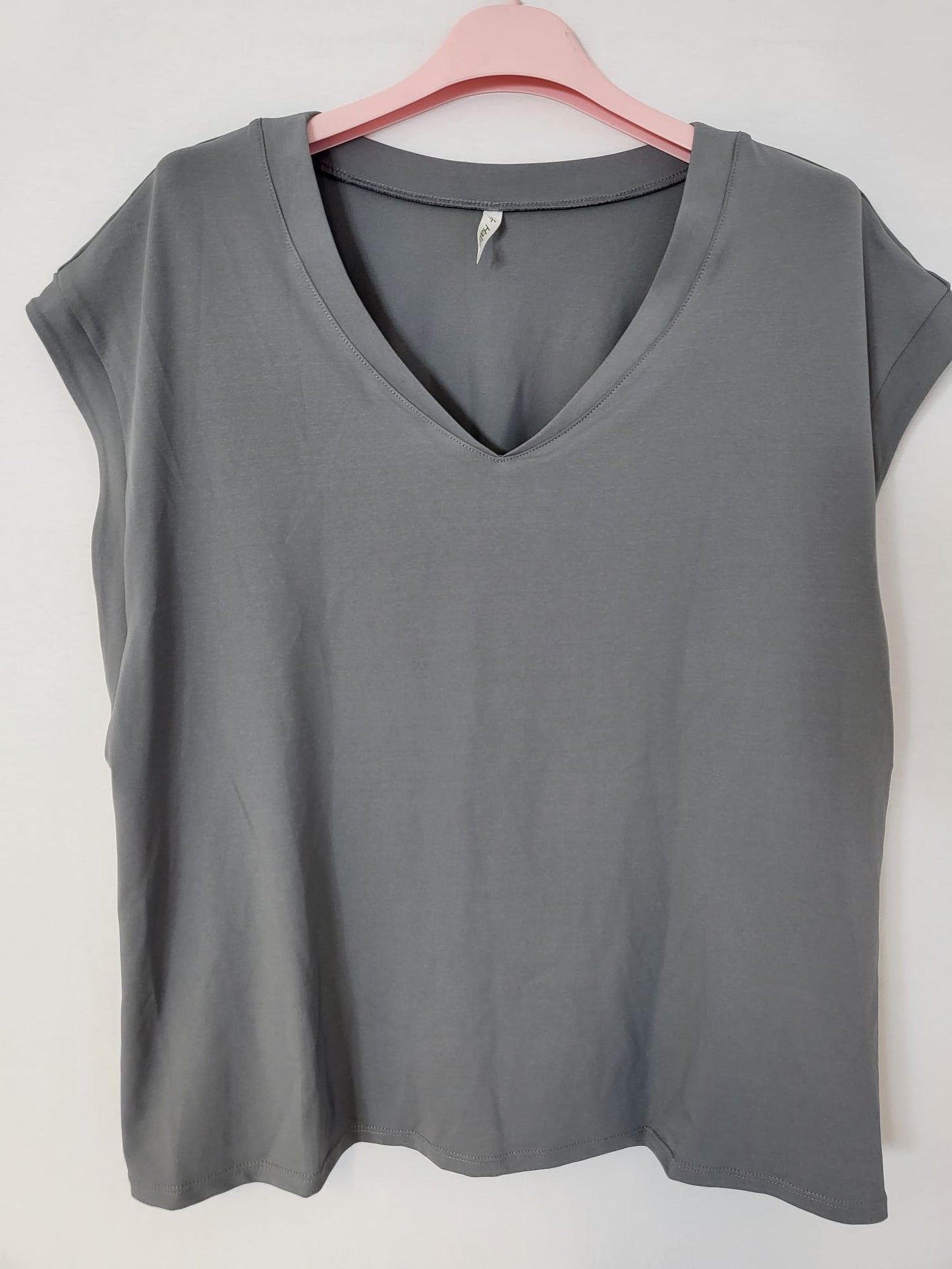 Halara T Shirt Grau mit V Ausschnitt Gr L 043