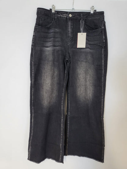 Flamingo Jeans Gr L mit weitem Bein, leichte Waschung, leicht abgefranztes Bein 048