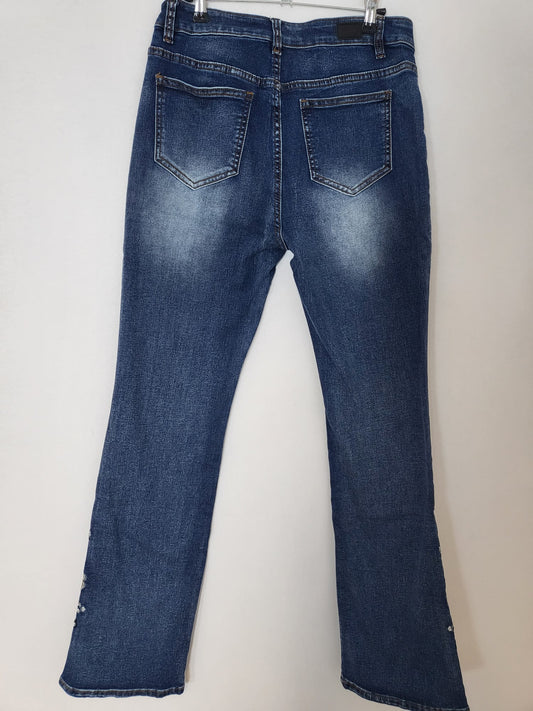 💙 Jeans mit floraler Stickerei – Blau (Größe L) 003/038