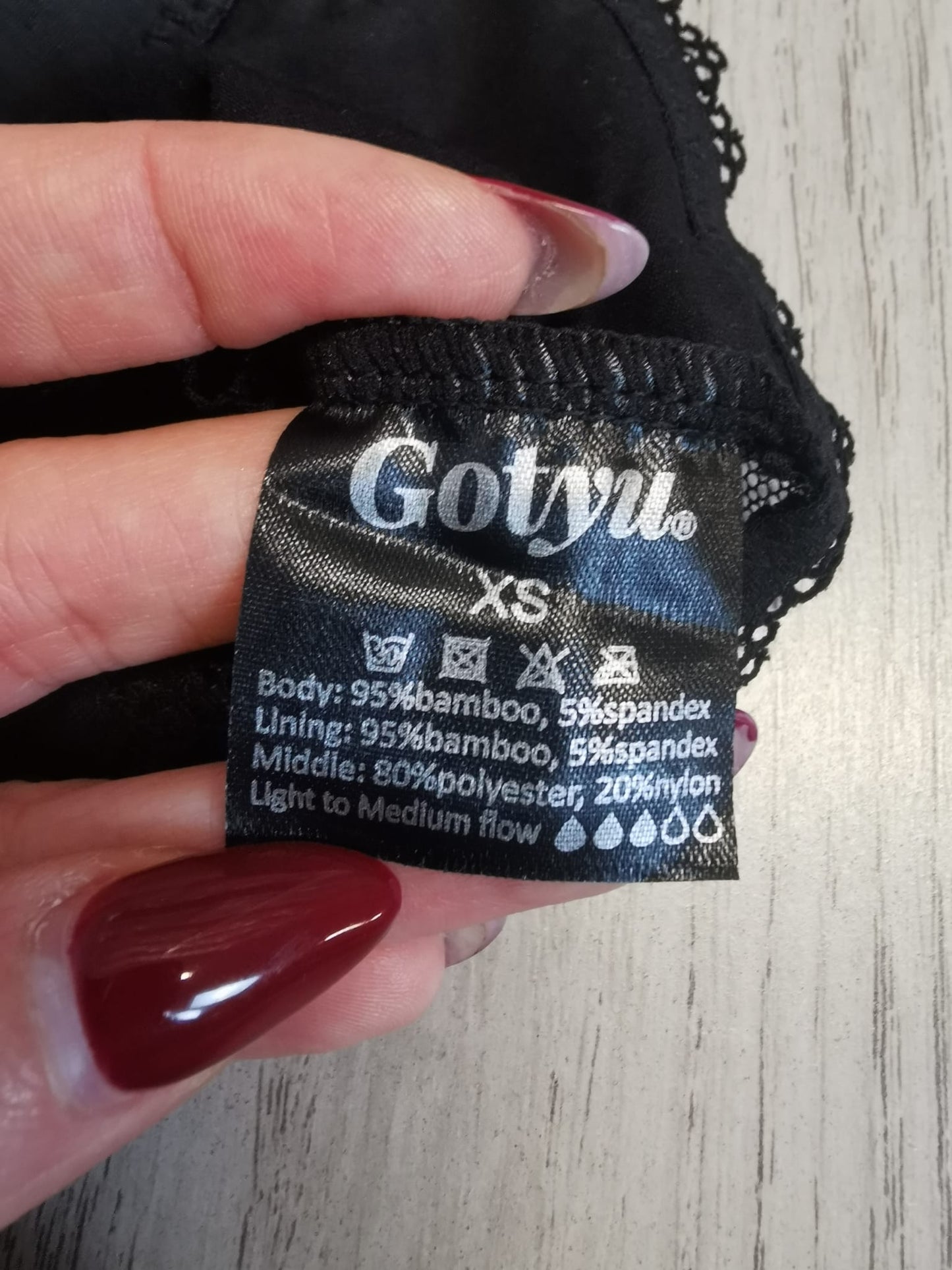 GOTYU Periodennslip 3 Tropfen Versch. Größen