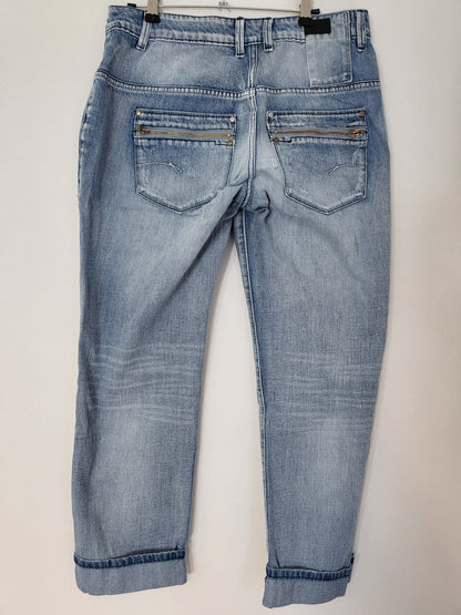 Flamingo Jeans Gr M Grau 042 & Hellblau 052 verwaschen, leichte cutouts, Reisverschluss am Gesäß