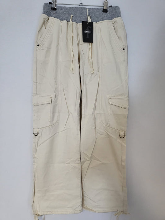 Flamingo Cargo Hose Gr M Beige mit Gummibund, schnüren am Bein und Taschen 051