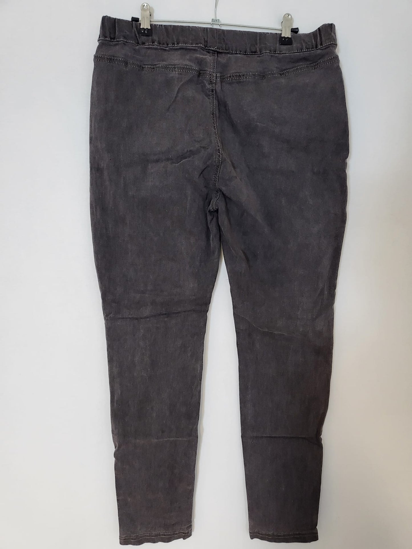 Flamingo Stylische Schwarze 041 und Graue 047 Jeans Gr L mit Riffelmuster und Reisverschluss am Knöchel
