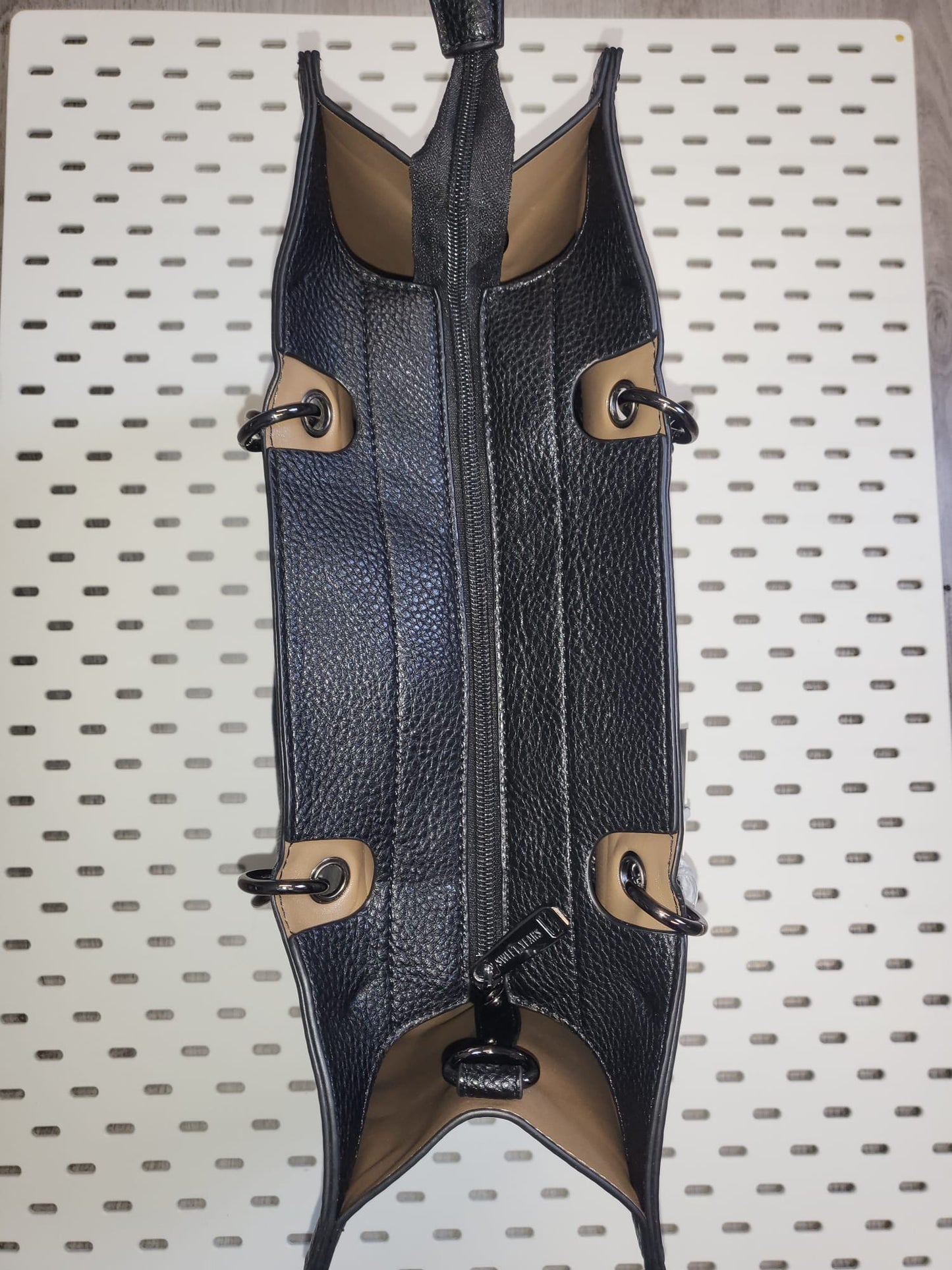 👜 Stylische Kunstledertasche mit passender kleiner Tasche – modern, praktisch & edel zugleich