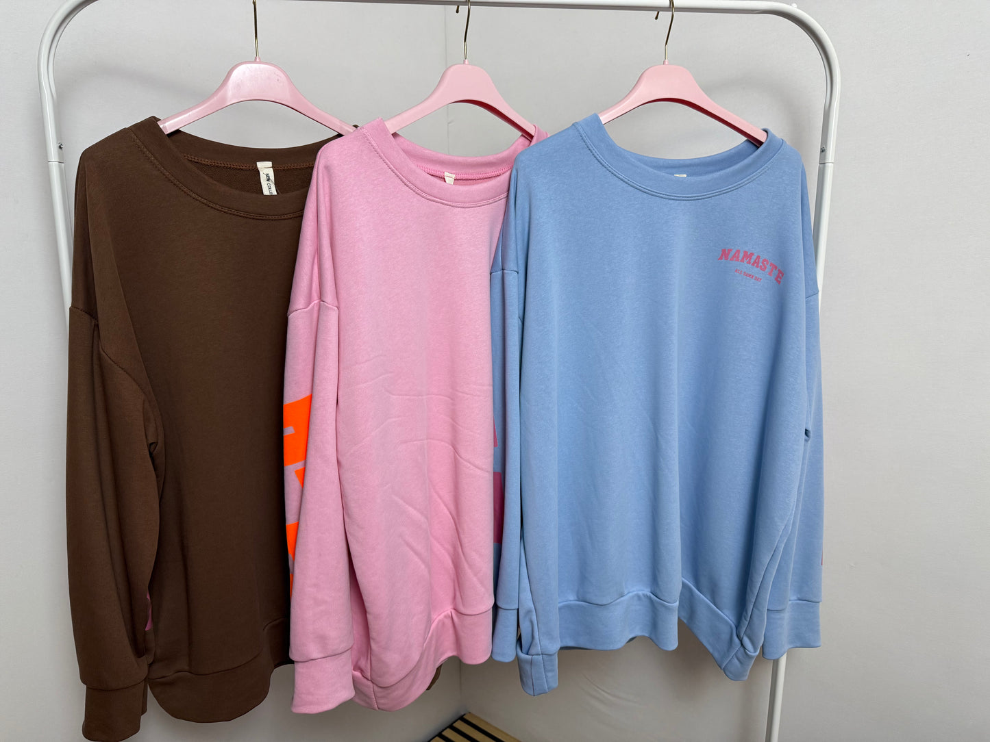 🧘‍♀️ Oversize Sweatshirt „NAMASTE“ – Komfort trifft Style