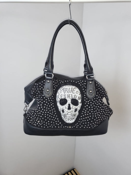 🖤 Rockige Handtasche mit Totenkopf-Design & Nietenoptik