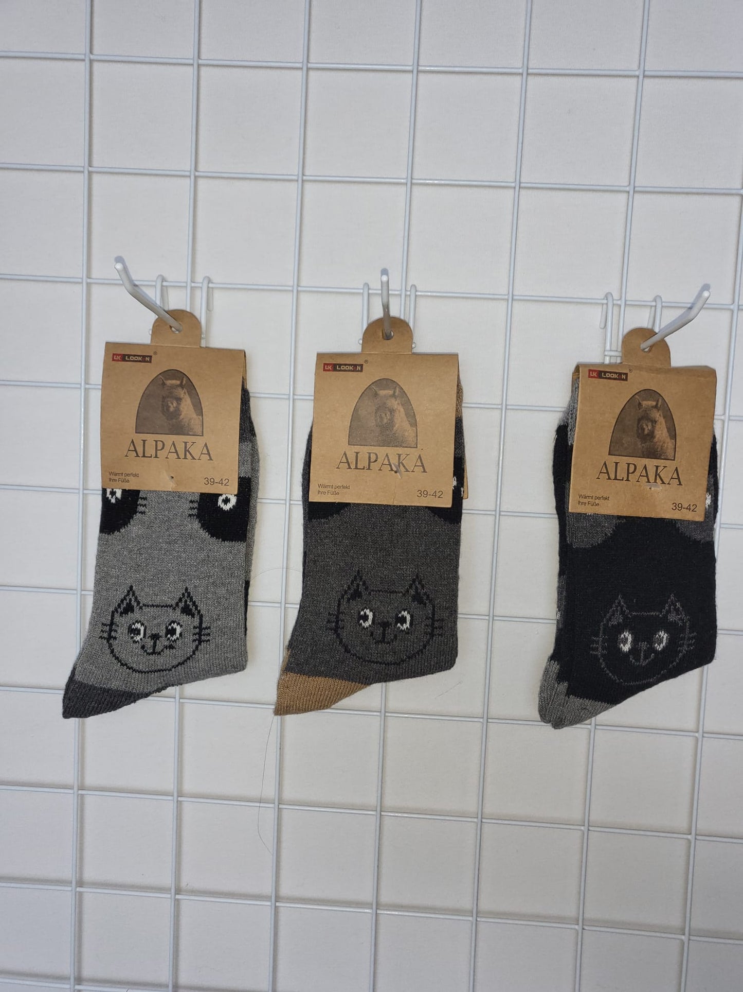 🧦Alpaka-Socken mit Katzenmotiv – weich, warm & tierisch süß 🐾