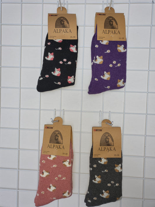 🧦 Dicke Alpaka-Socken mit Katzenmotiv – warm, weich & einfach zum Schnurren 😻