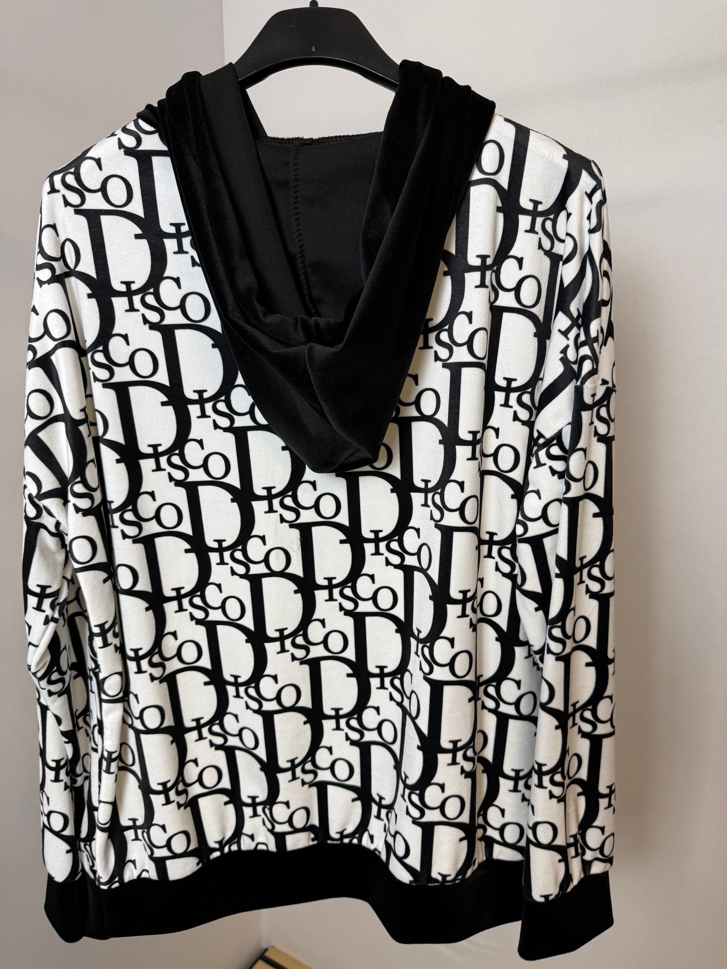 Stylischer Hoodie mit Print