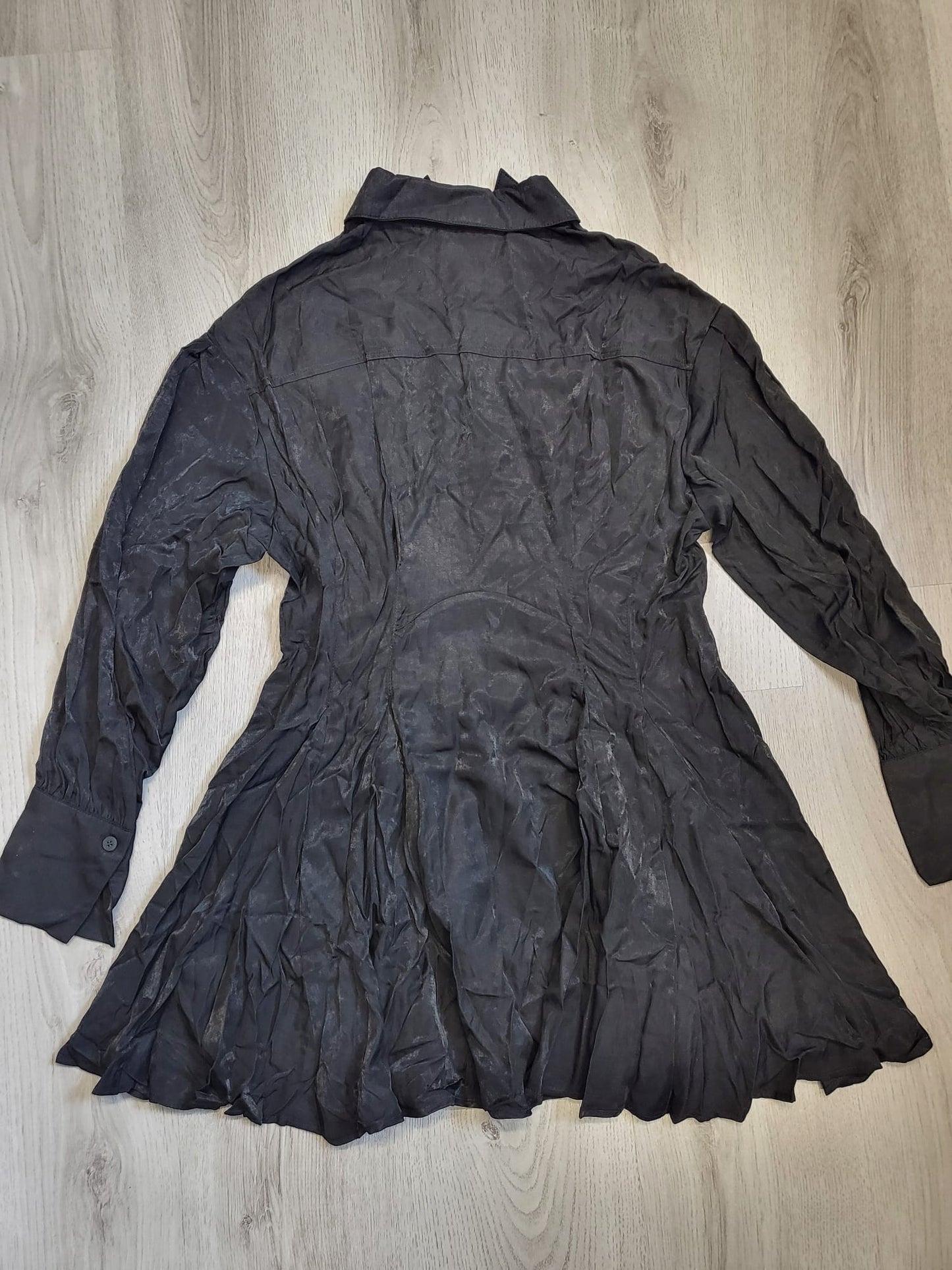 Halara Blusenkleid Schwarz Gr S (schimmert leicht)  058