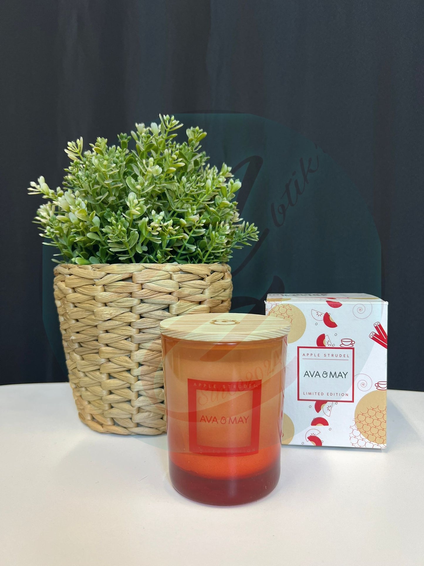 Ava & May B-Ware Apple Strudel Limited Edition