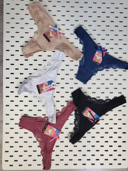 Eleganter Baumwoll-String mit Spitze S/M  L/XL