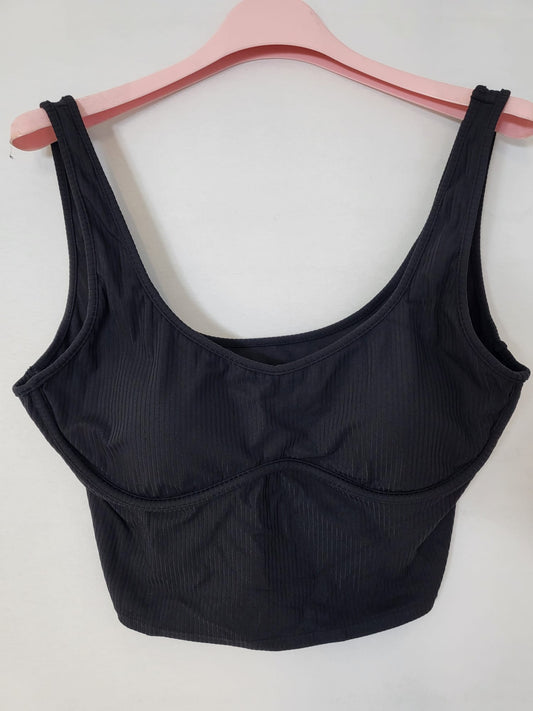 Halara Top Schwarz mit Cups rausnehmbar Gr L 042