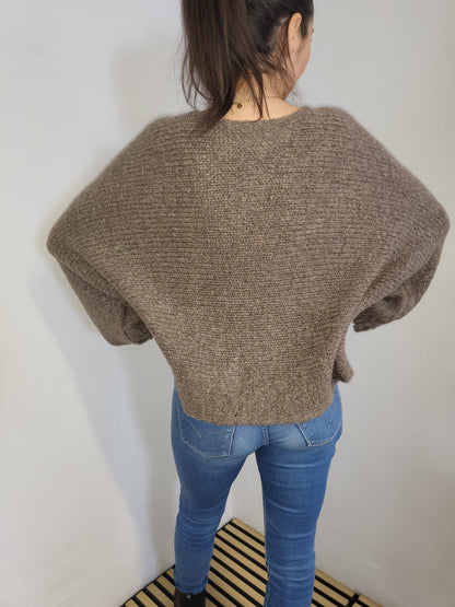 🎀 Kuscheliger Strickpullover mit Schleife – Femininer Hingucker